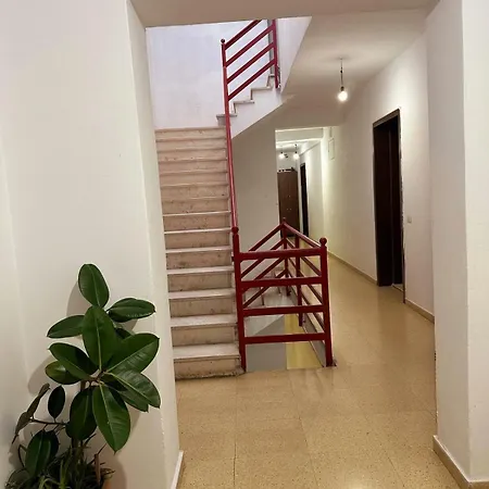 Nea * Tirana